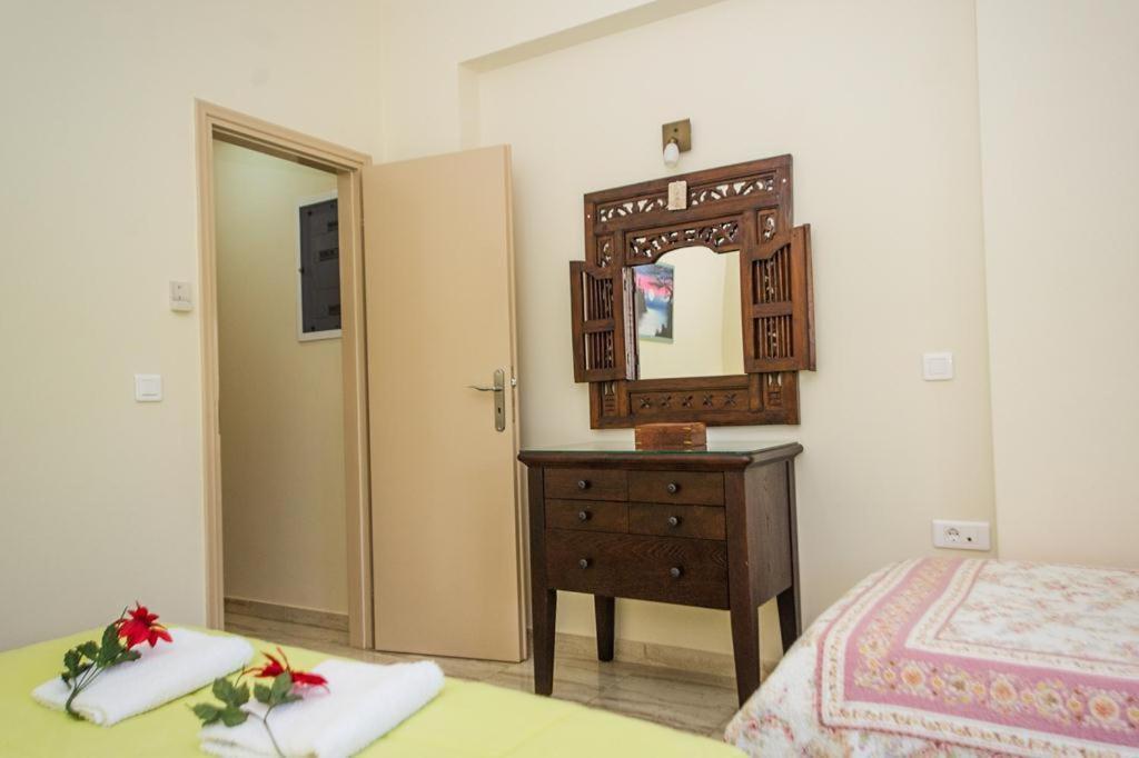Cozy Flats In An Olive Grove By The Sandy Beach Kánalos Zewnętrze zdjęcie